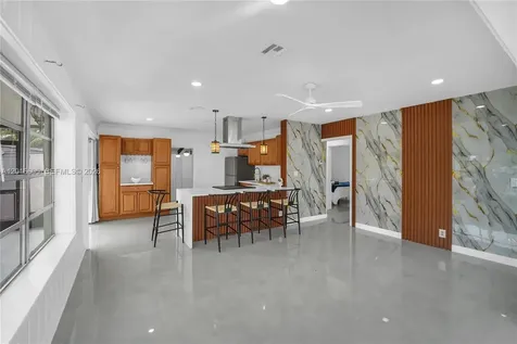 2718 Sherman Street Hollywood FL 33020