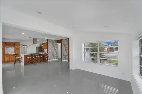 2718 Sherman Street Hollywood FL 33020