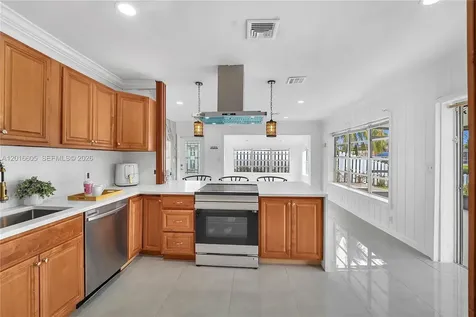 2718 Sherman Street Hollywood FL 33020