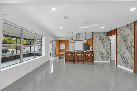 2718 Sherman Street Hollywood FL 33020