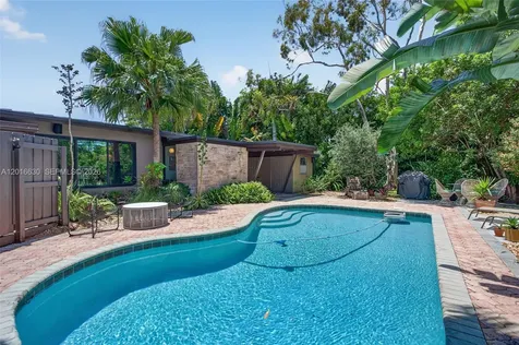 3781 NE 13th Avenue Oakland Park FL 33334