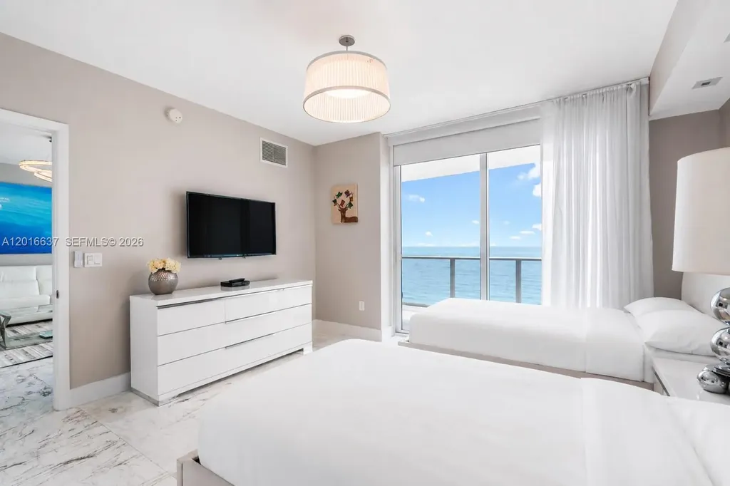 3951 S Ocean Drive Hollywood FL 33019