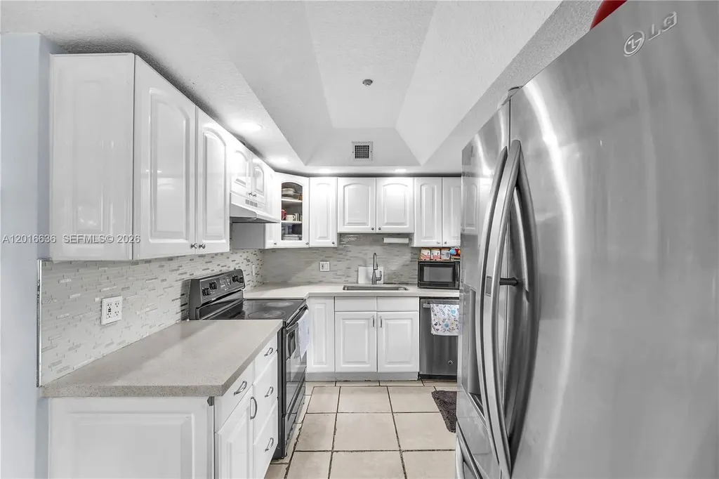900 N 70th Avenue Hollywood FL 33024