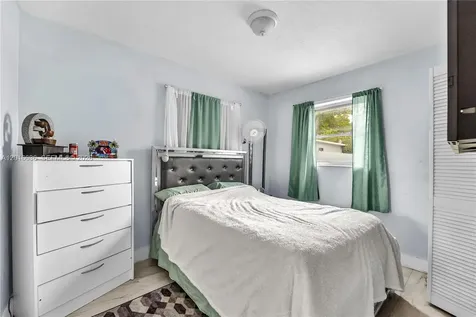 900 N 70th Avenue Hollywood FL 33024
