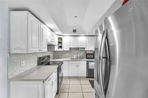 900 N 70th Avenue Hollywood FL 33024