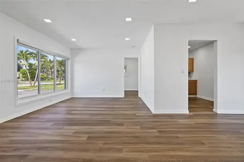 2741 NW 172nd Terrace Miami Gardens FL 33056