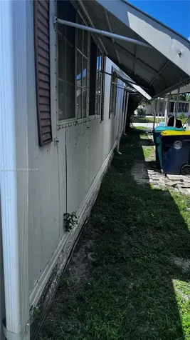 2110 SW 51st Place Dania Beach FL 33312
