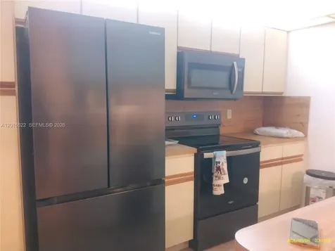 8172 S Coral Circle North Lauderdale FL 33068