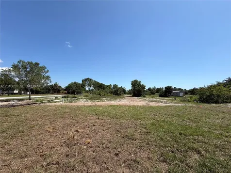 3522 Randall Boulevard Naples FL 34120