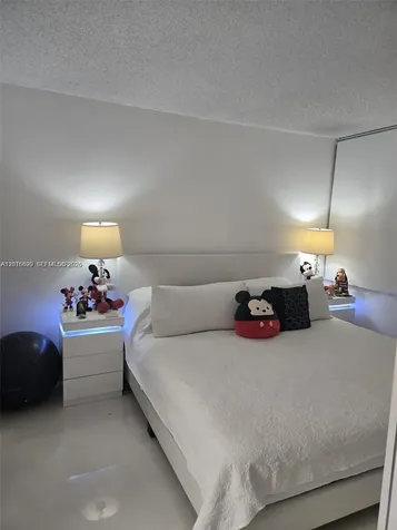 9410 Live Oak Place Davie FL 33324