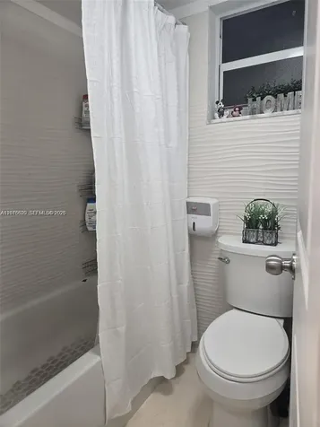 9410 Live Oak Place Davie FL 33324