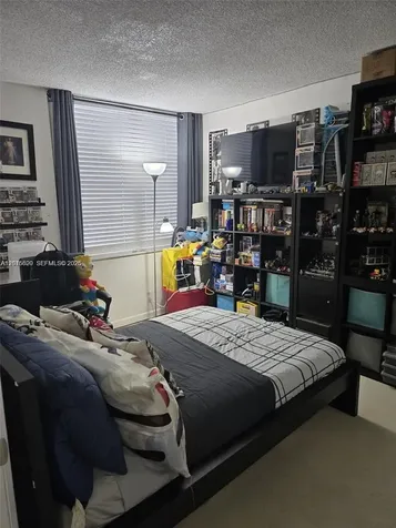 9410 Live Oak Place Davie FL 33324