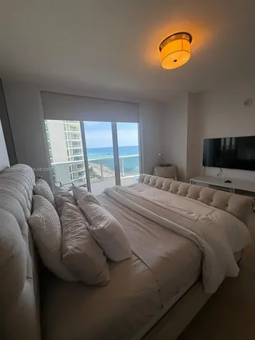 16001 Collins Avenue Sunny Isles Beach FL 33160
