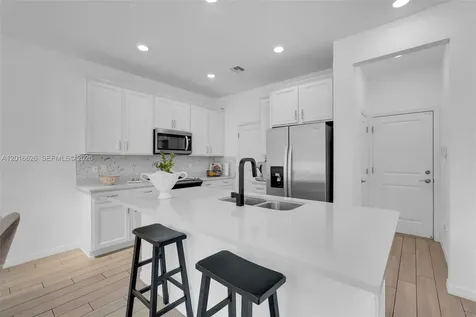4774 Eucalyptus Drive Hollywood FL 33021