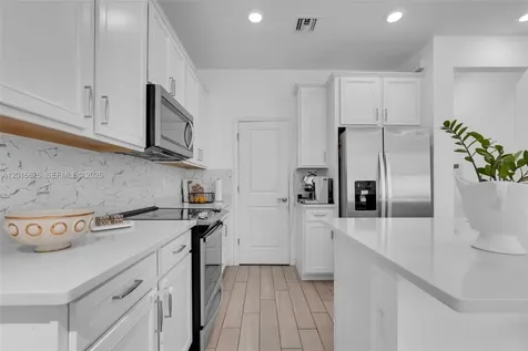 4774 Eucalyptus Drive Hollywood FL 33021