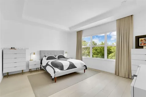 4774 Eucalyptus Drive Hollywood FL 33021