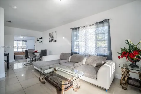 690 E 10th Avenue Hialeah FL 33010