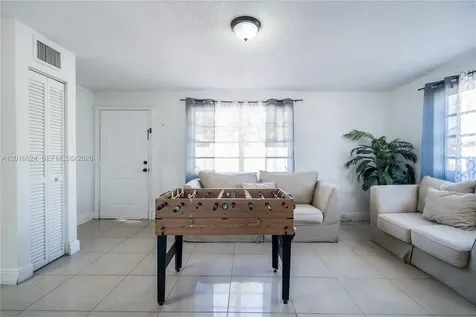 690 E 10th Avenue Hialeah FL 33010