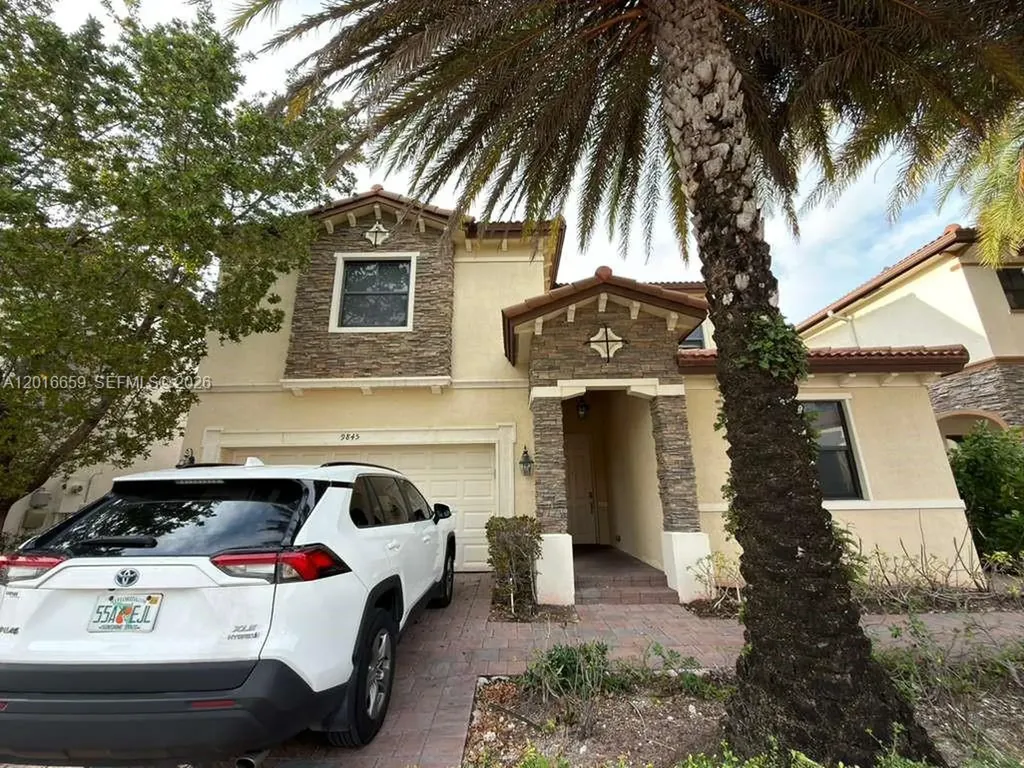 9845 NW 86th Terrace Doral FL 33178
