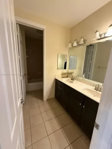 9845 NW 86th Terrace Doral FL 33178