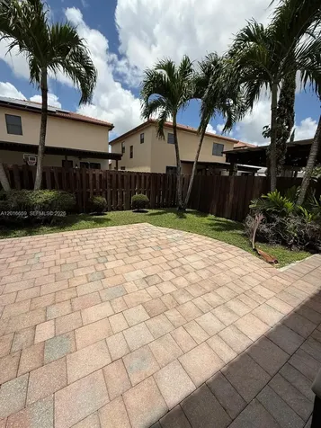 9845 NW 86th Terrace Doral FL 33178