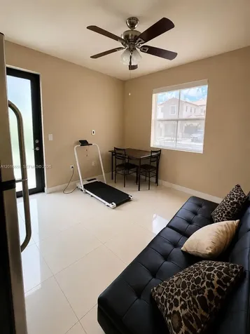 9845 NW 86th Terrace Doral FL 33178
