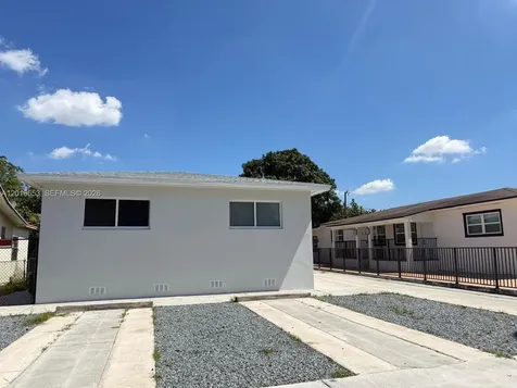 59 E 14th Street Hialeah FL 33010