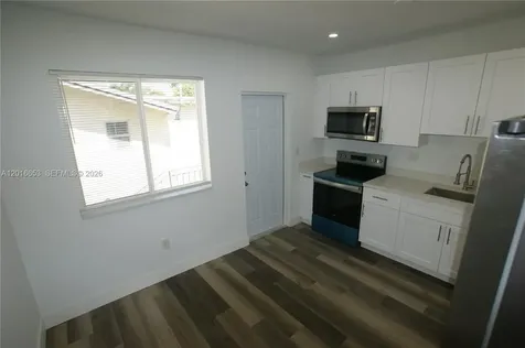 59 E 14th Street Hialeah FL 33010