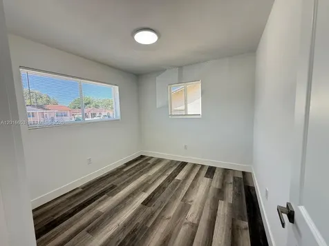 59 E 14th Street Hialeah FL 33010