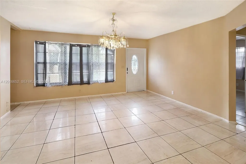 2001 NE 1st Avenue Pompano Beach FL 33060