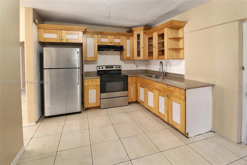 2001 NE 1st Avenue Pompano Beach FL 33060