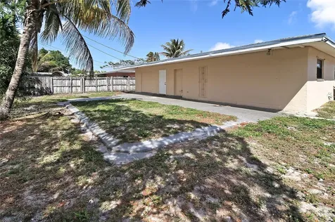 2001 NE 1st Avenue Pompano Beach FL 33060