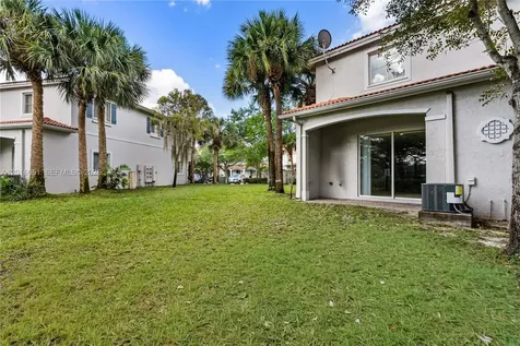 2551 SW 83rd Avenue Miramar FL 33025