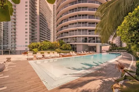 488 NE 18th Street Miami FL 33132