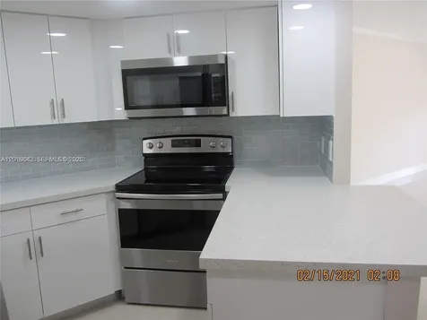 8343 Lake Drive Doral FL 33166