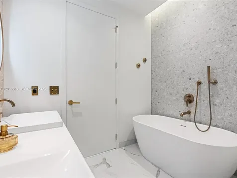 2655 S Bayshore Drive Coconut Grove FL 33133