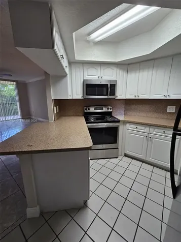 8245 Lake Drive Doral FL 33166