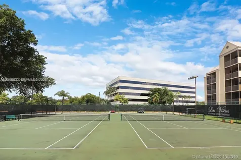 8245 Lake Drive Doral FL 33166