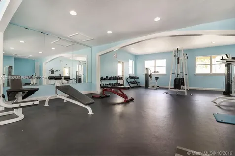 8245 Lake Drive Doral FL 33166