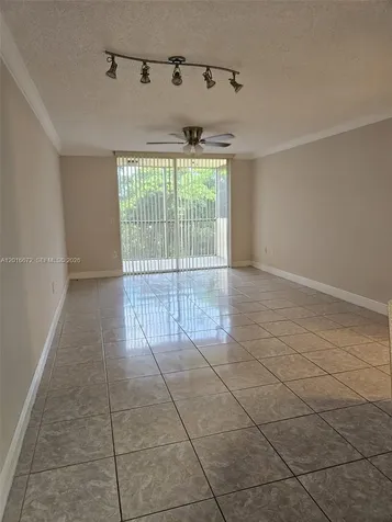 8245 Lake Drive Doral FL 33166