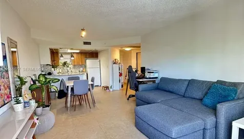 8290 Lake Drive Doral FL 33166