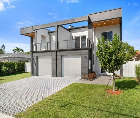 3431 - 3433 SW 16 Terrace Miami FL 33145