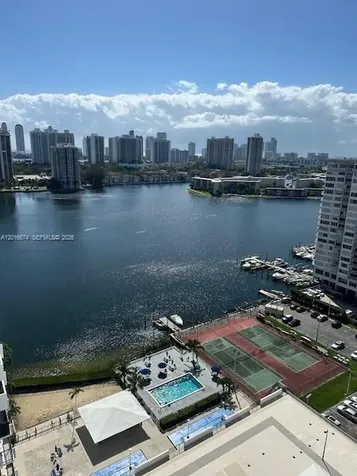 2780 NE 183rd Street Aventura FL 33160