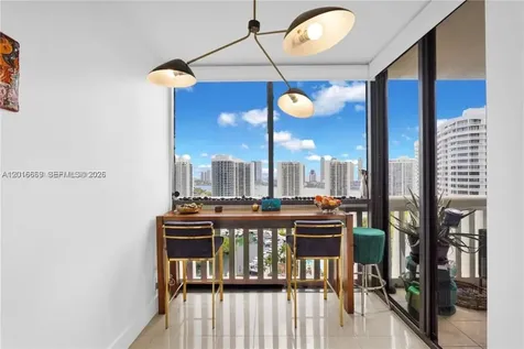 1000 W Island Boulevard Aventura FL 33160