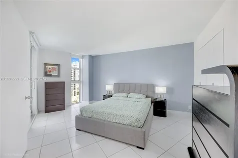 100 Bayview Drive Sunny Isles Beach FL 33160