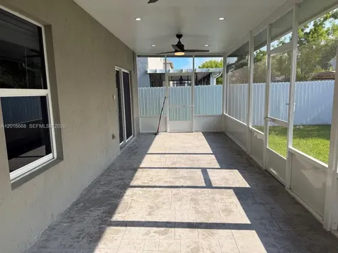 462 NE 6th Place Florida City FL 33034