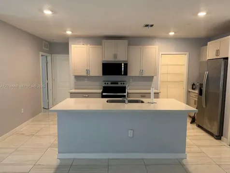 462 NE 6th Place Florida City FL 33034