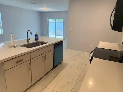 462 NE 6th Place Florida City FL 33034