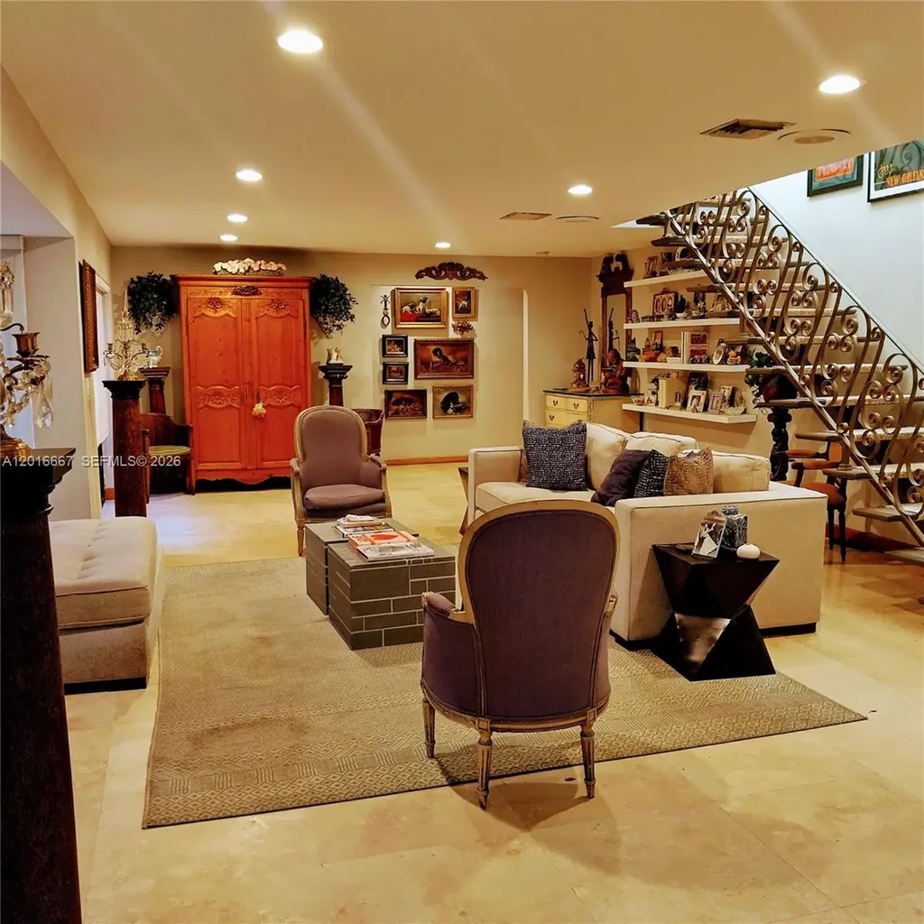 20021 NE 25th Avenue Miami FL 33180