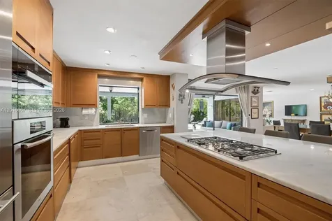 20021 NE 25th Avenue Miami FL 33180